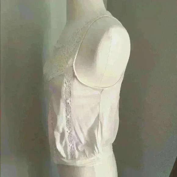 American Eagle Lace Top - Picture 3 of 5